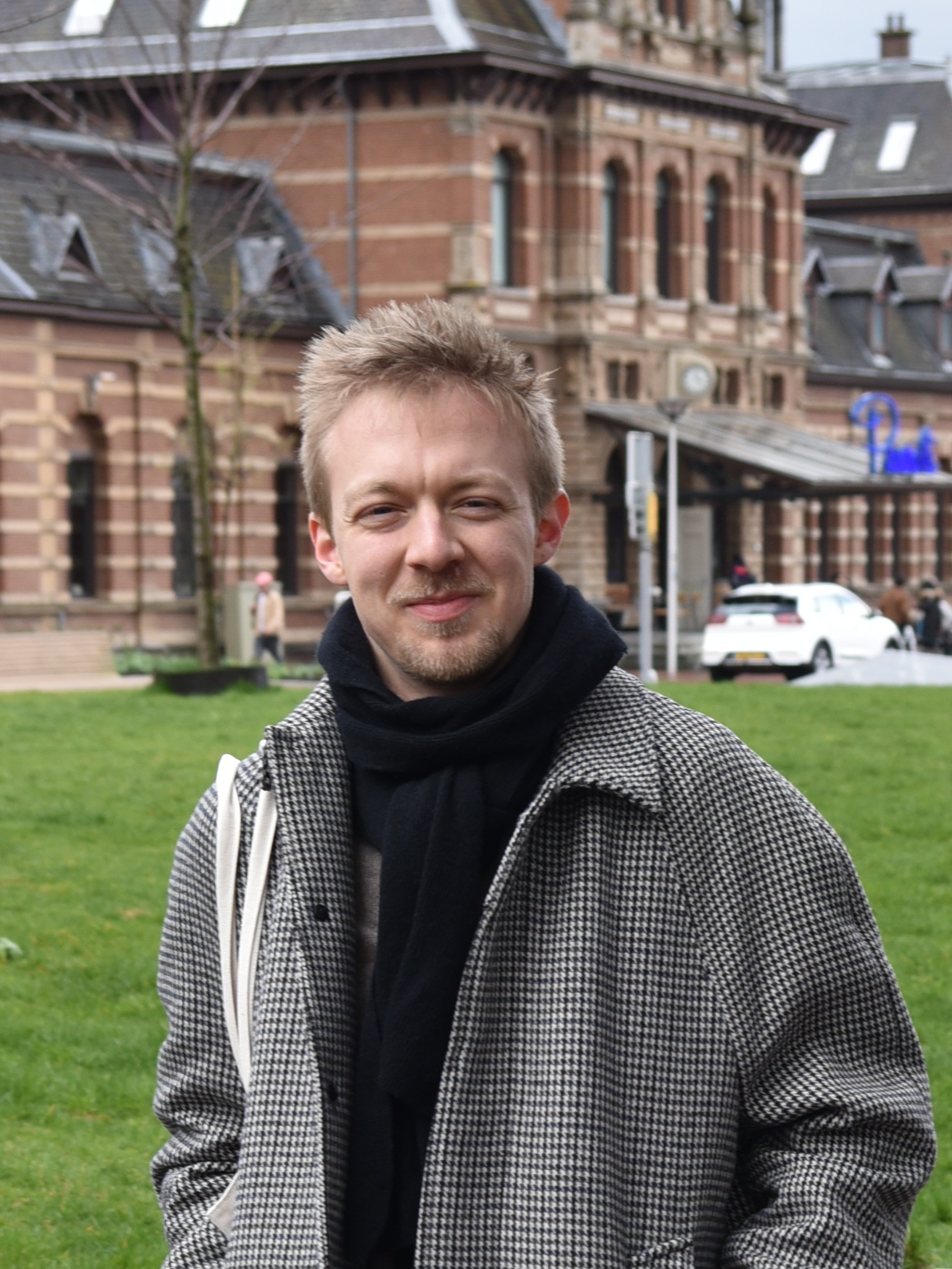 Robert Melika — Embedded Systems and Hardware Integration Engineer